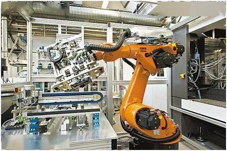 走進(jìn)西技 智能檢測(cè)與工業(yè)網(wǎng)絡(luò)技術(shù)專業(yè)——企業(yè)網(wǎng)絡(luò)技術(shù)方向深度解讀